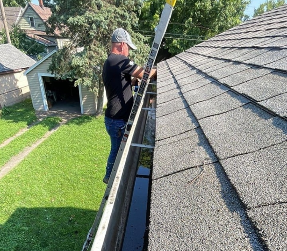 Gutter Installation in Wood River Illinois