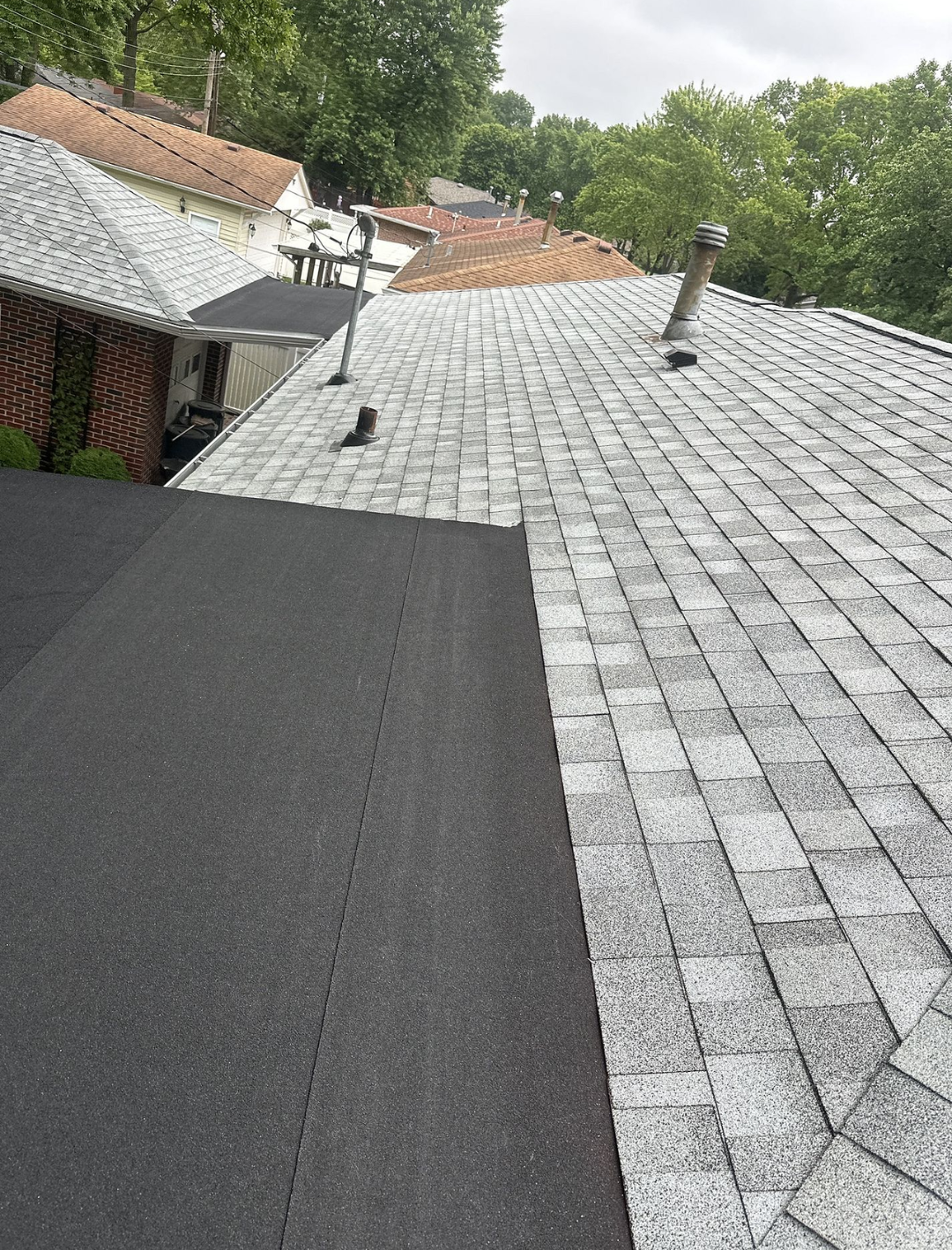 Roofer in Hartford Il