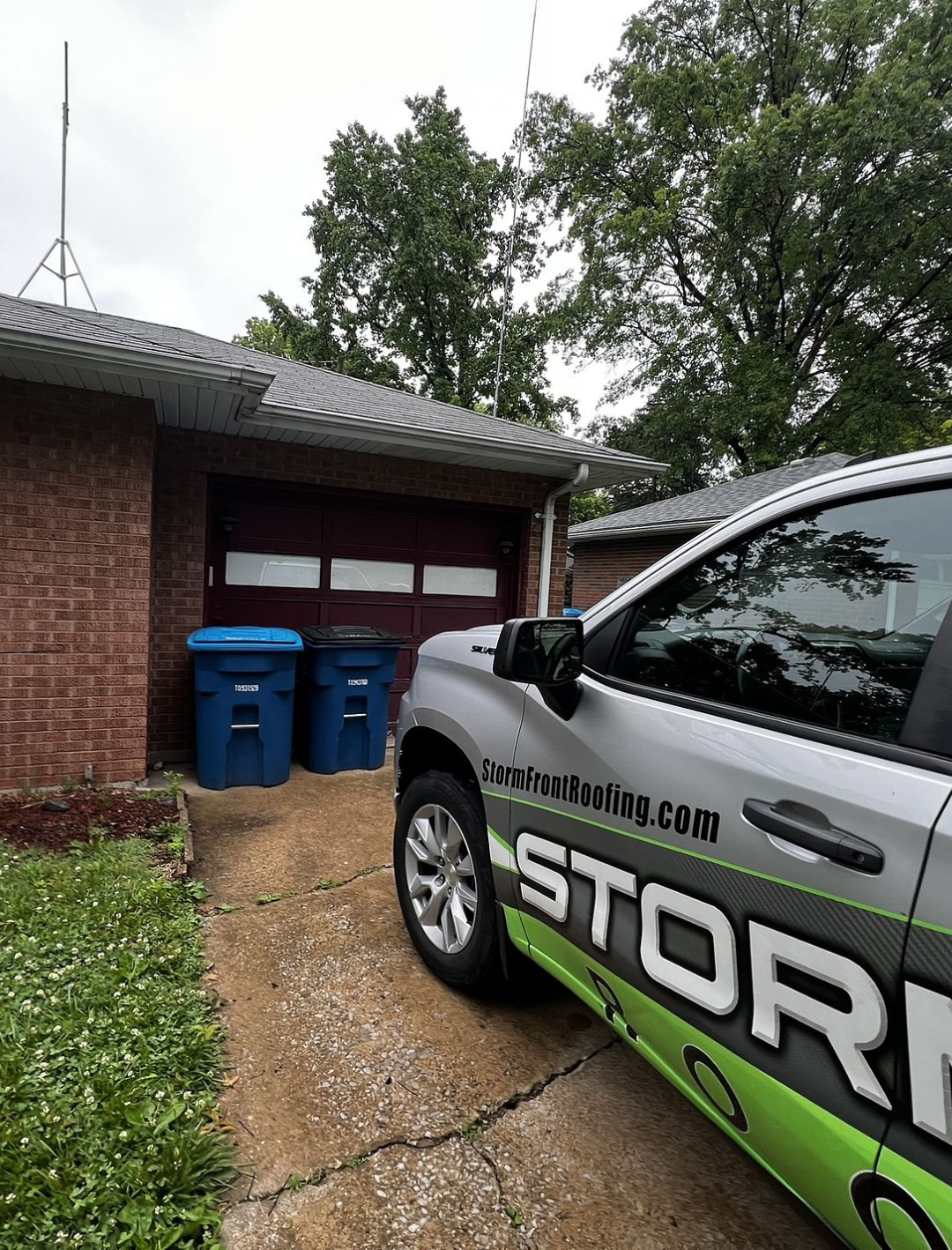Roofer in Edwardsville il