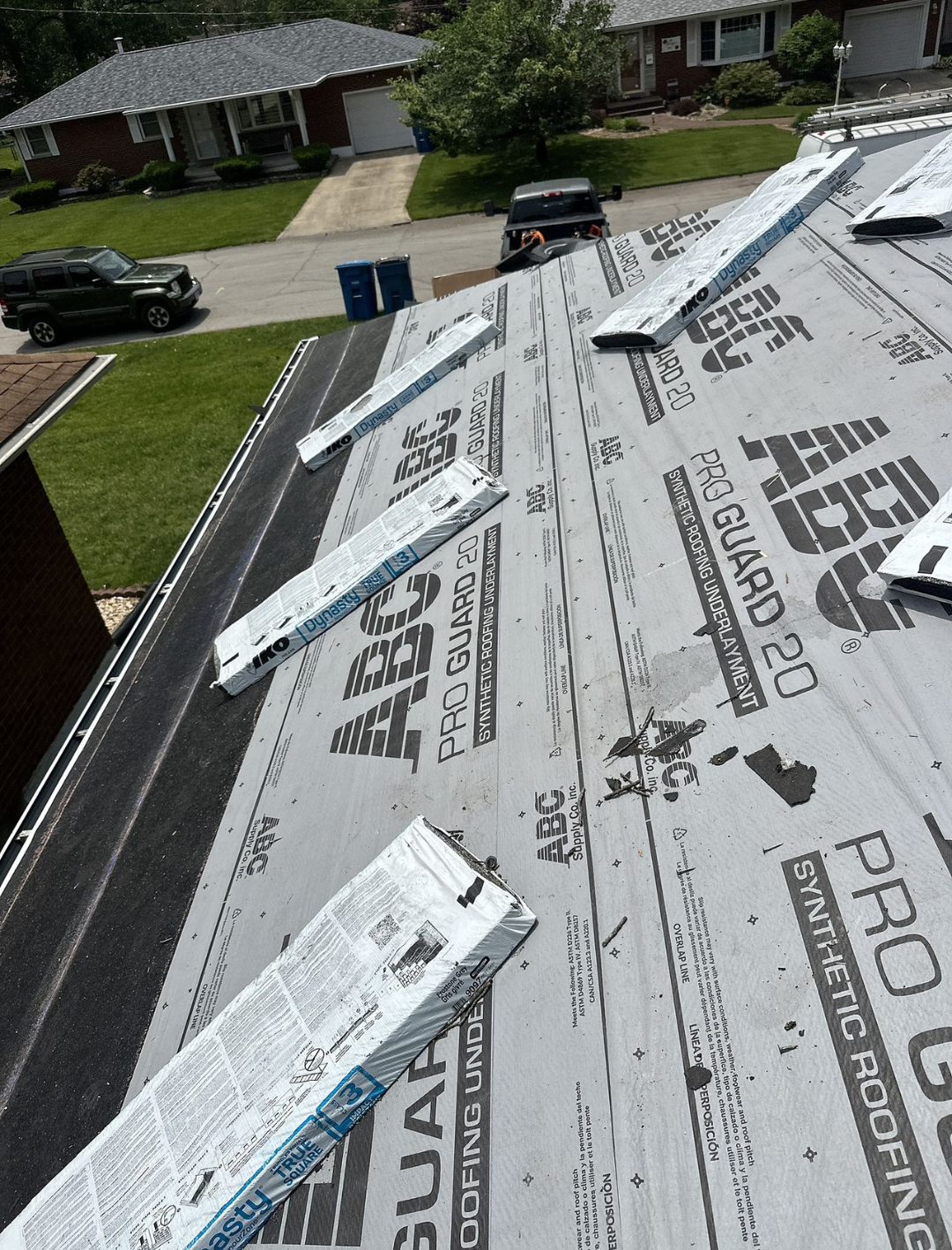Roofer in East Alton il