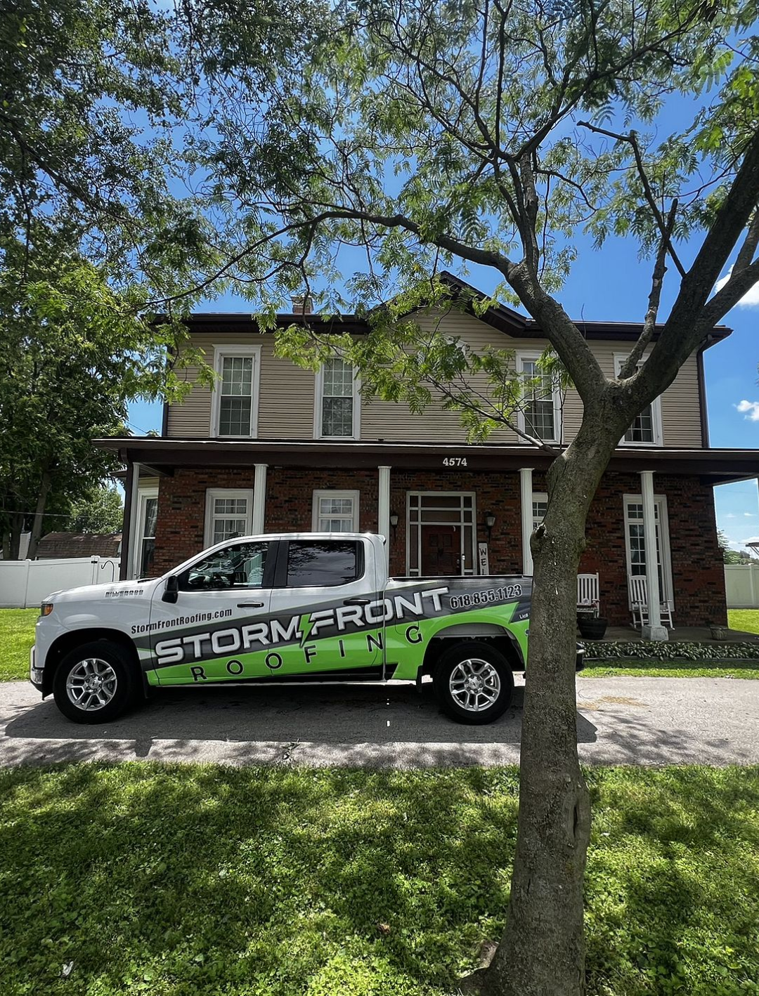 Roofer in Madison County IL
