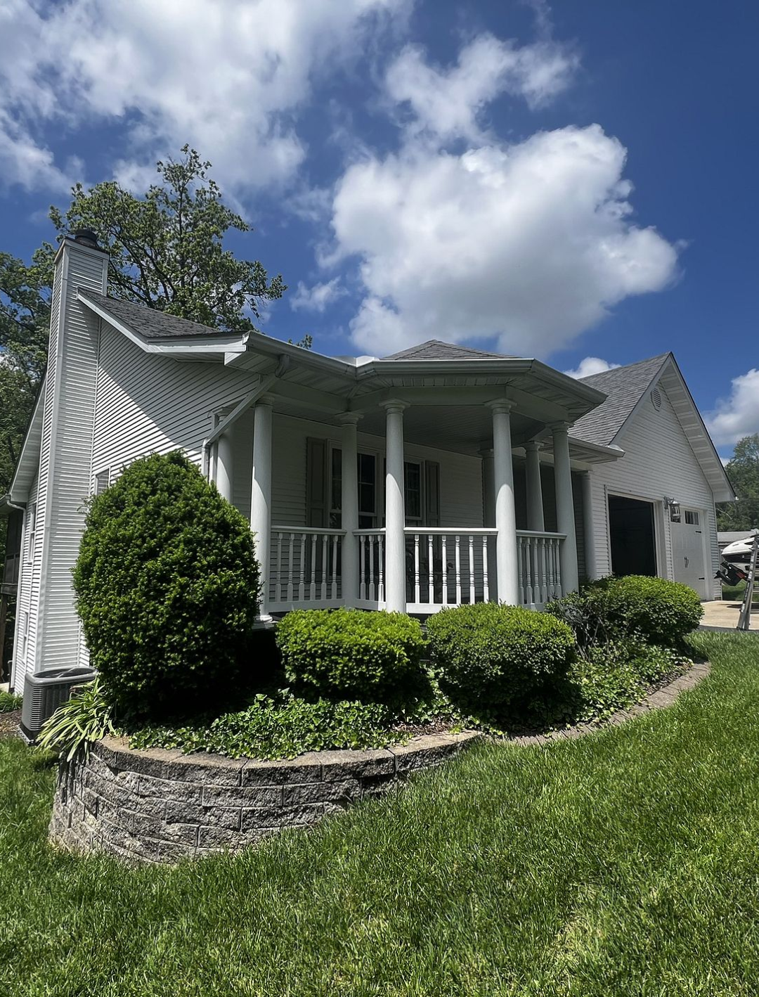 Roofer in Freeburg il