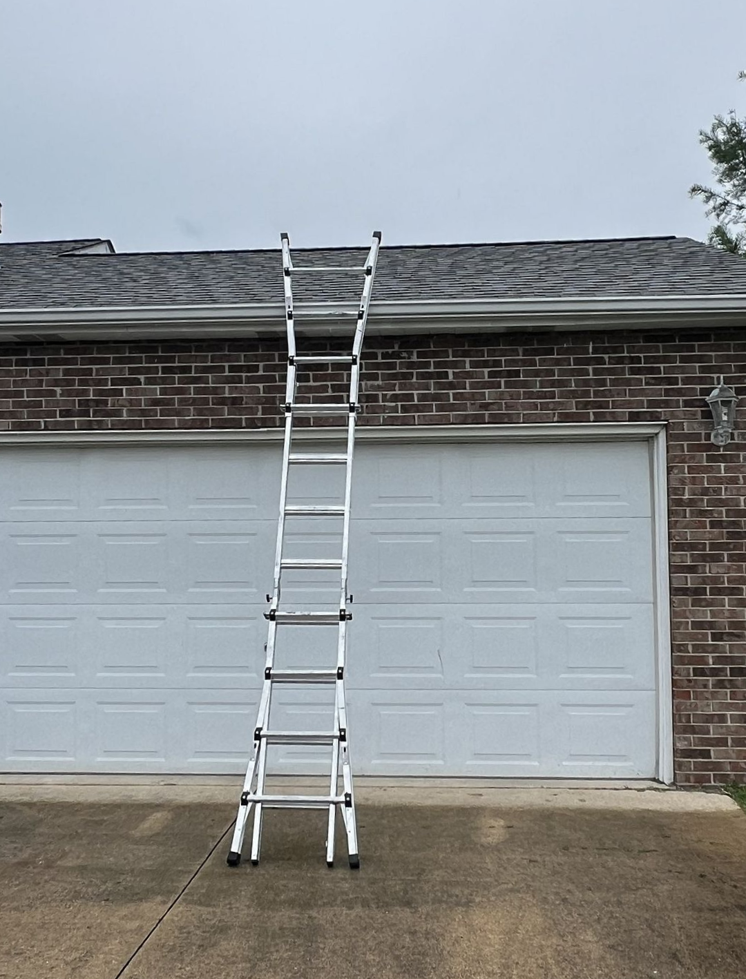 Roofer in Lebanon Il